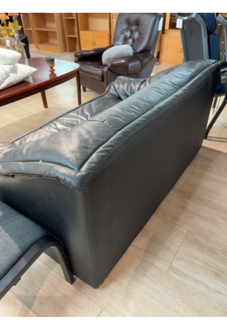 Lille sort lædersofa
